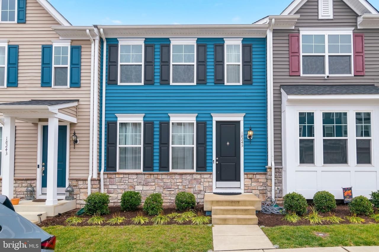 18245 Summit Pointe - Photo 1