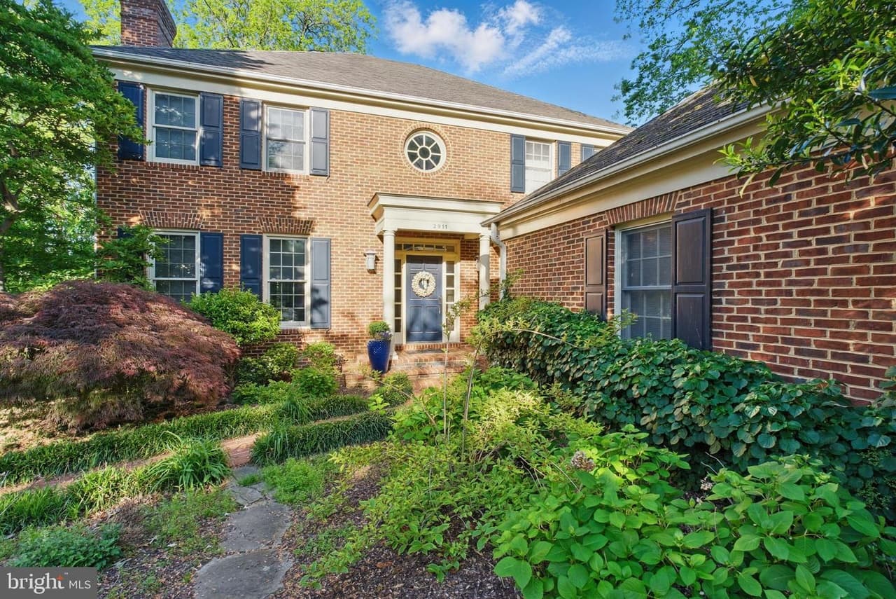 2911 Eddington - Photo 1