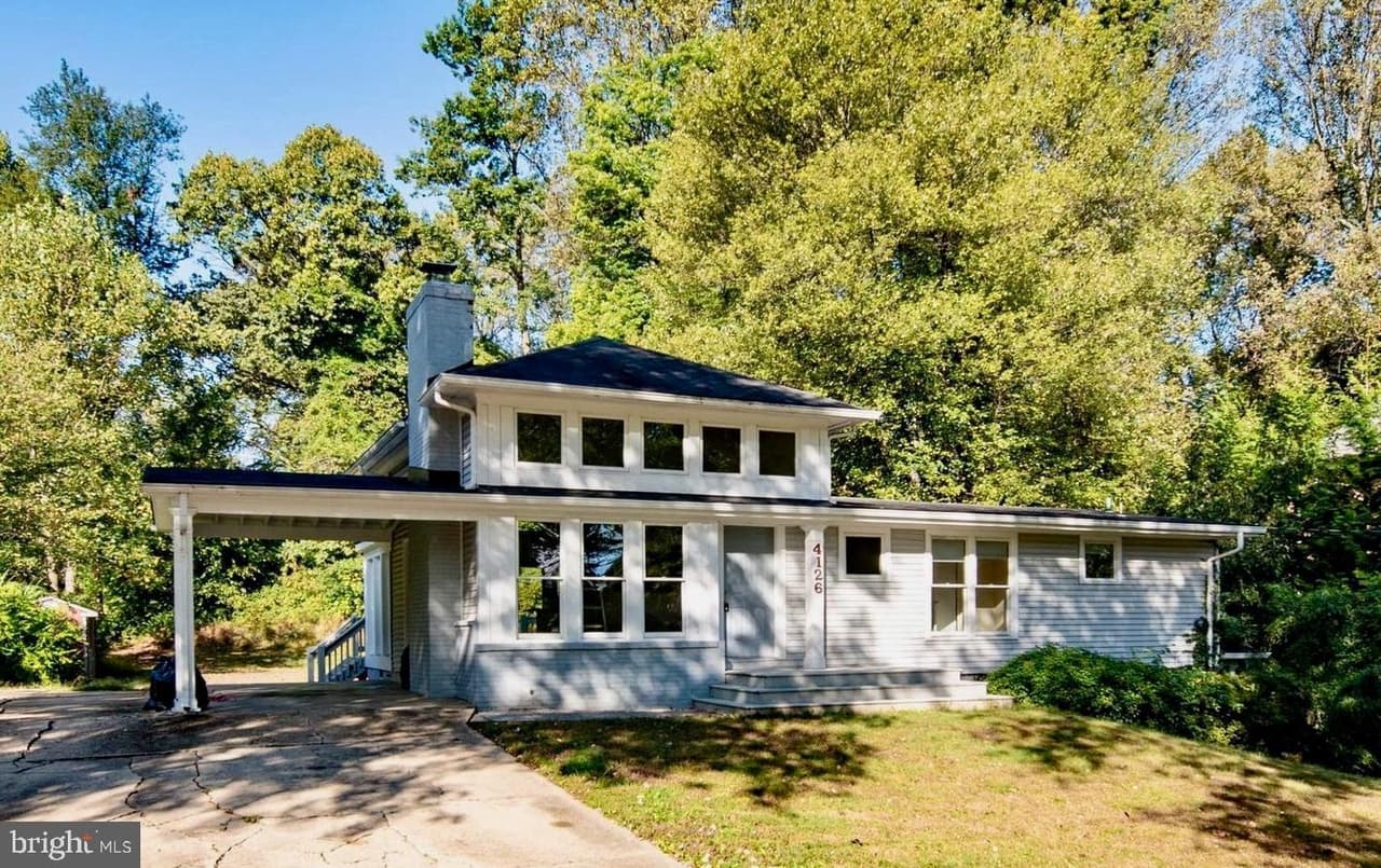 4126 Maple - Photo 1