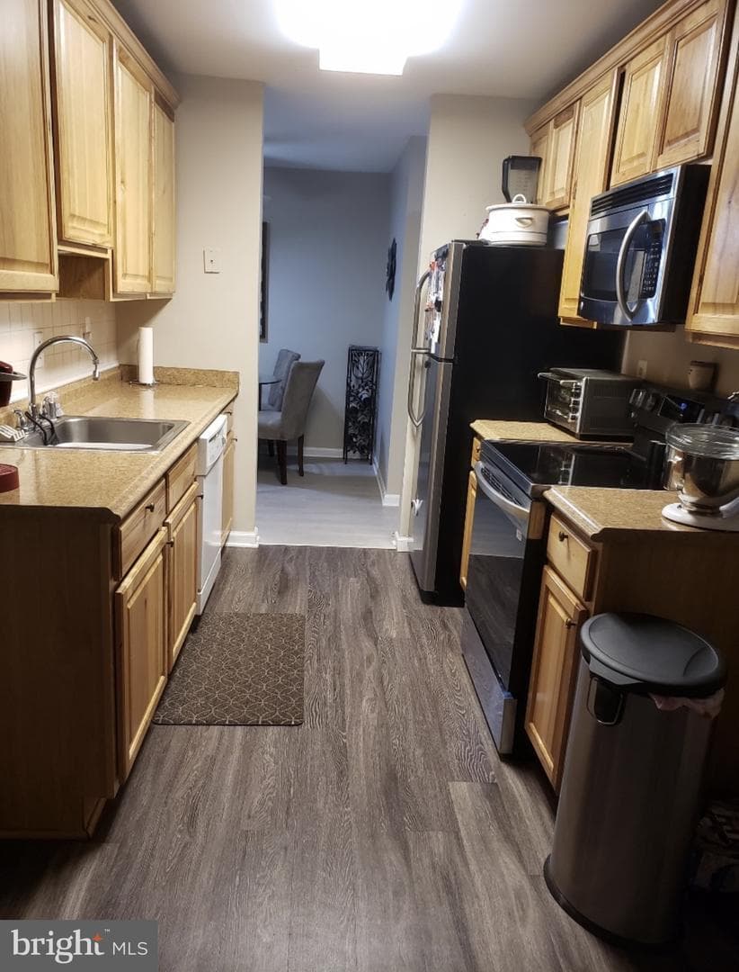 9559 Coggs Bill Unit#102 - Photo 1