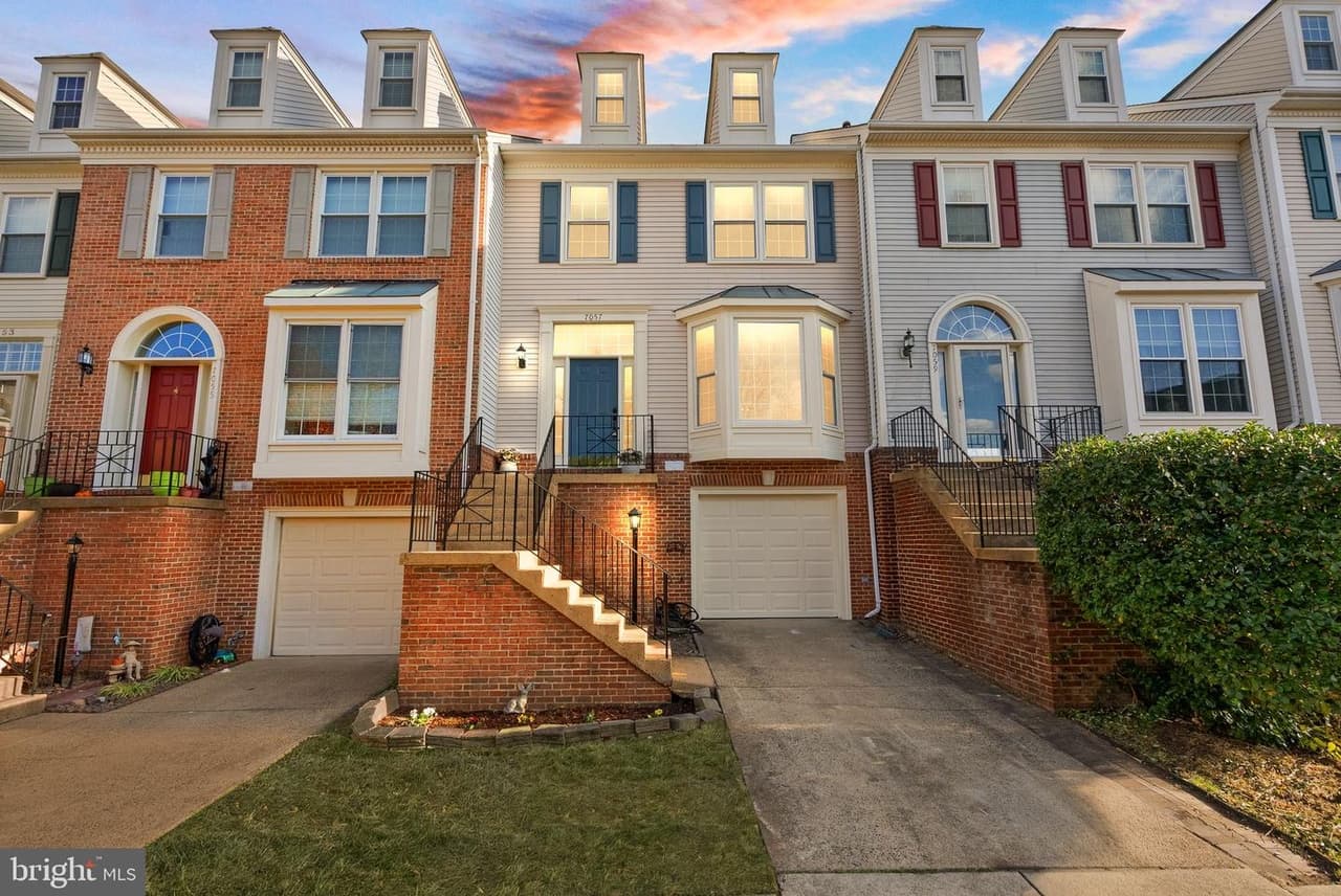 7057 Kings Manor - Photo 1