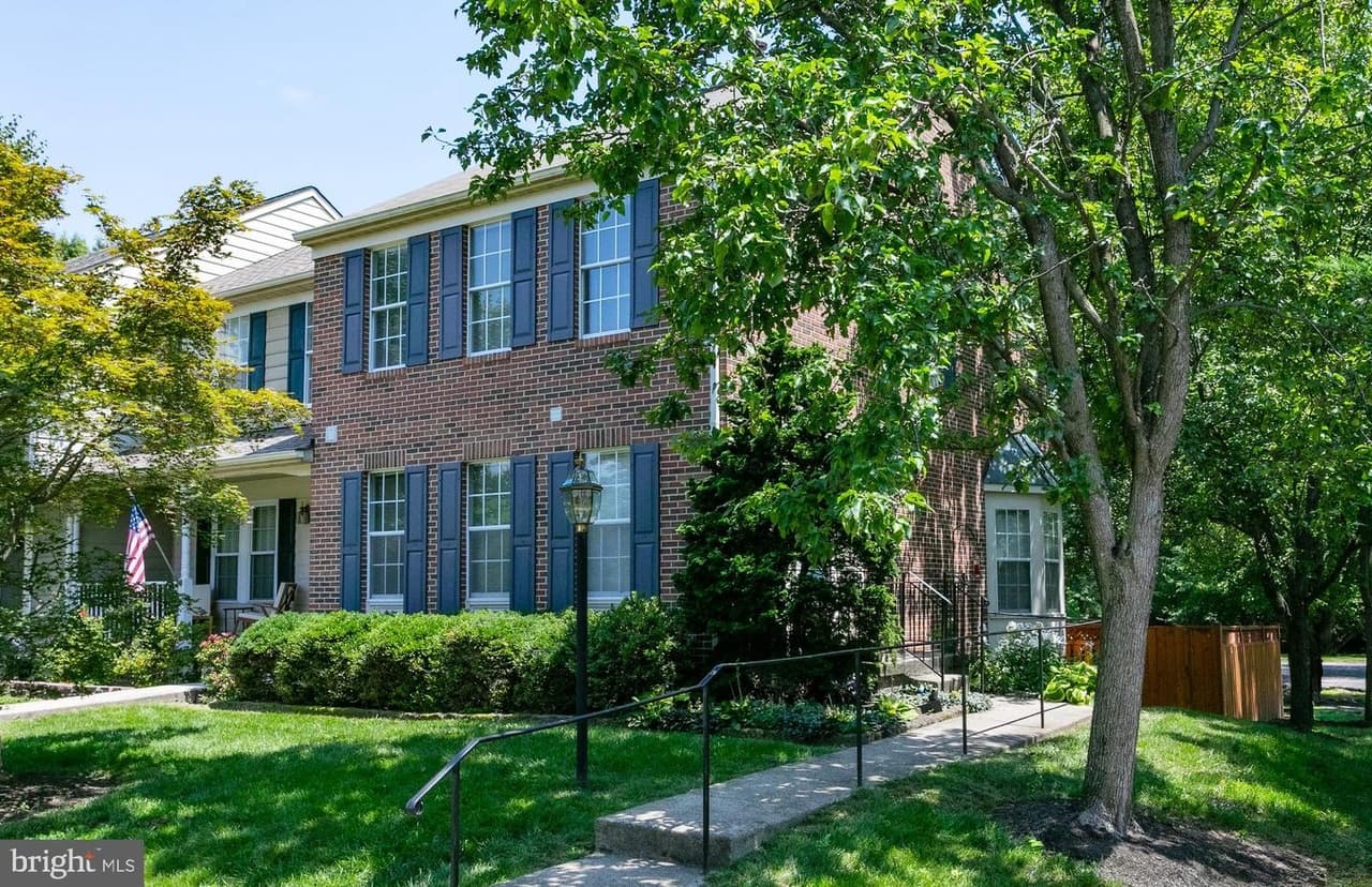 6019 Bingley - Photo 1
