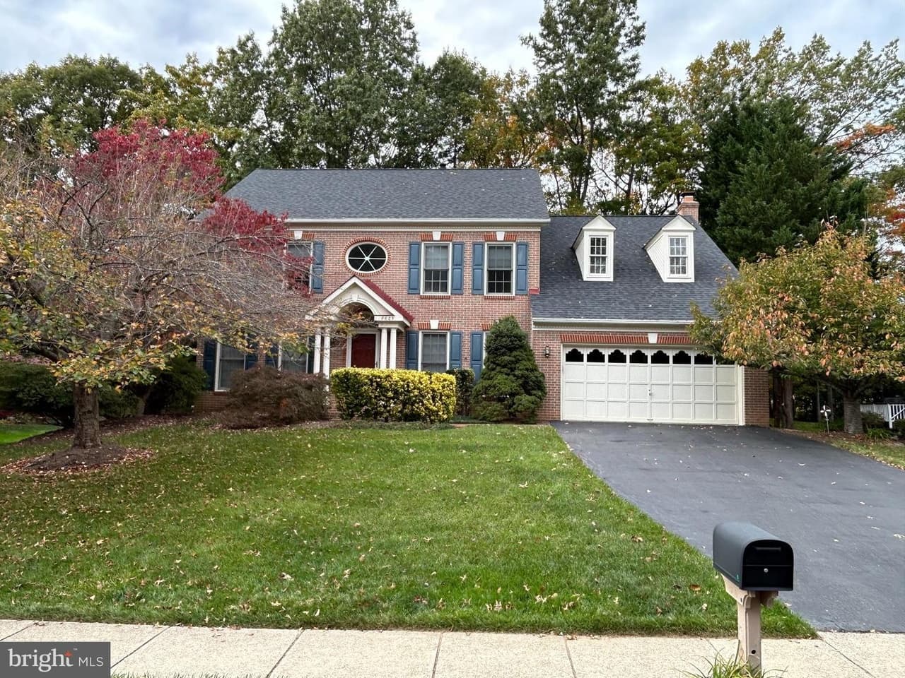 8625 Oak Chase - Photo 1