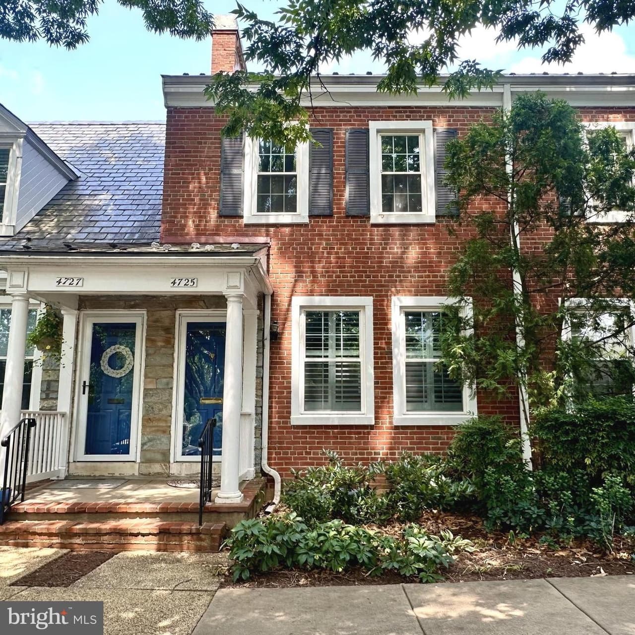 4725 31St - Photo 1