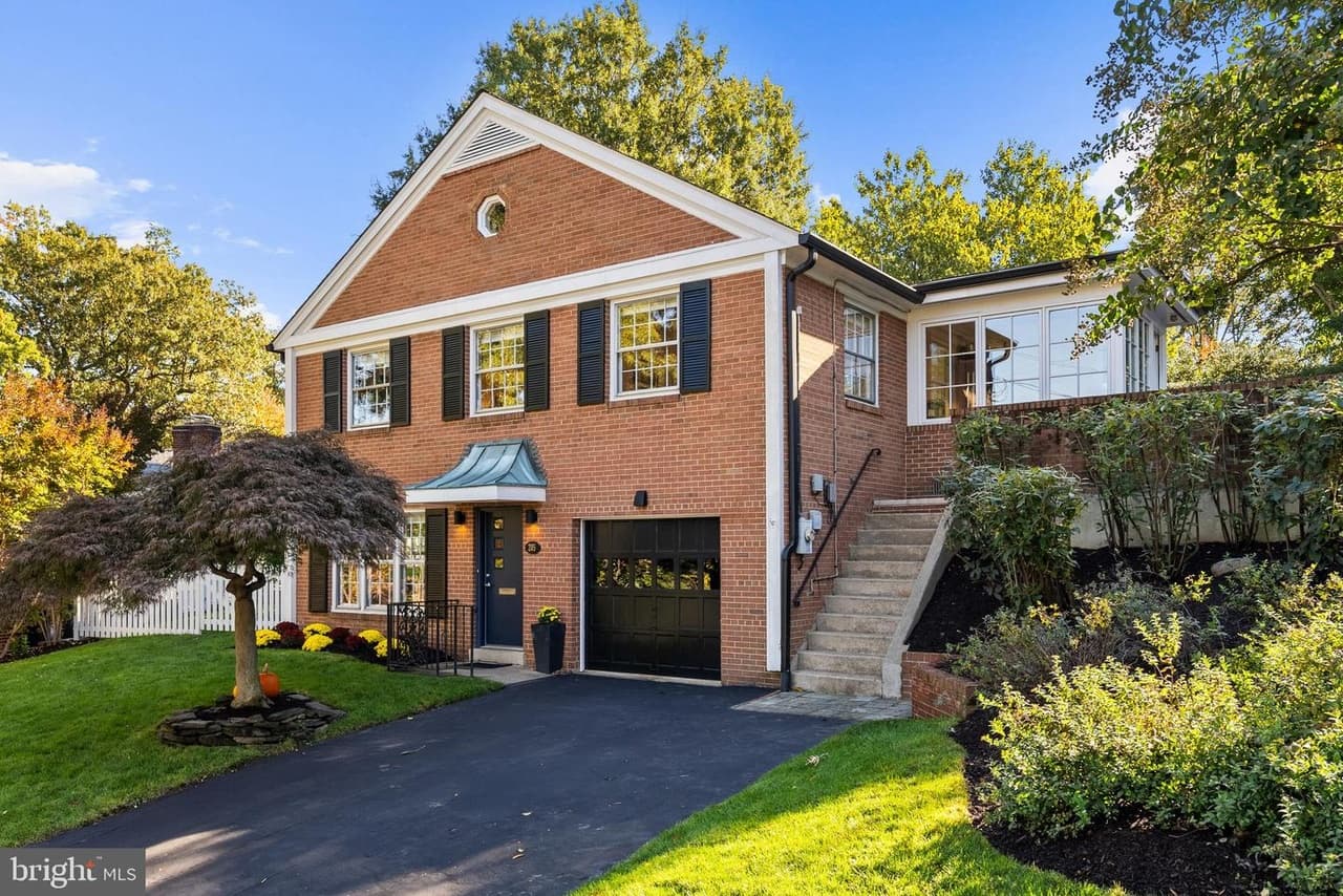 205 Vassar - Photo 1