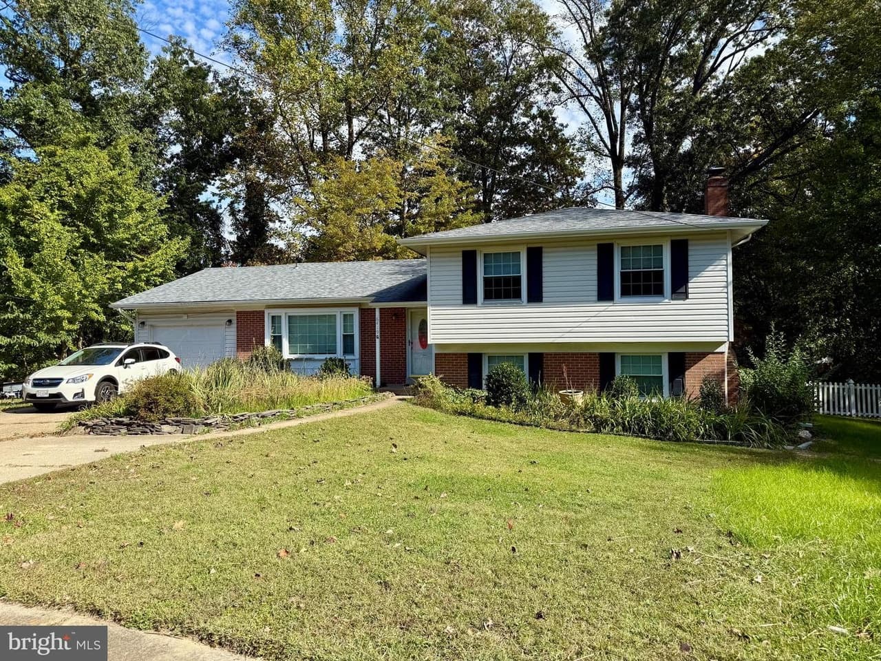 6419 Charnwood - Photo 1