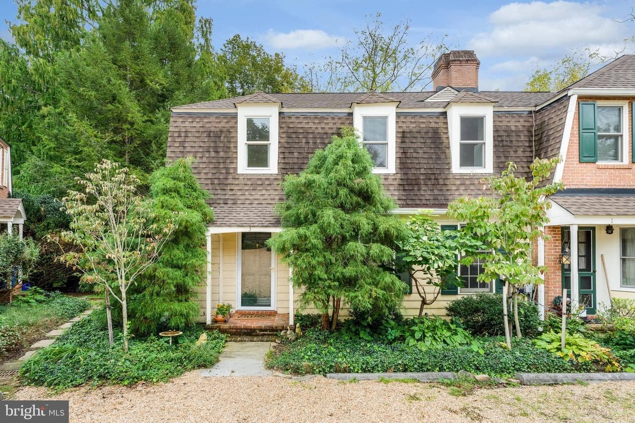 3 Meadowbrook - Photo 1