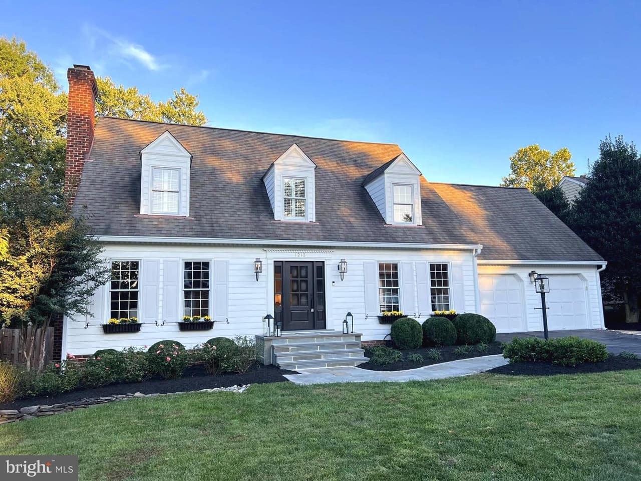 1213 Pine Hill - Photo 1