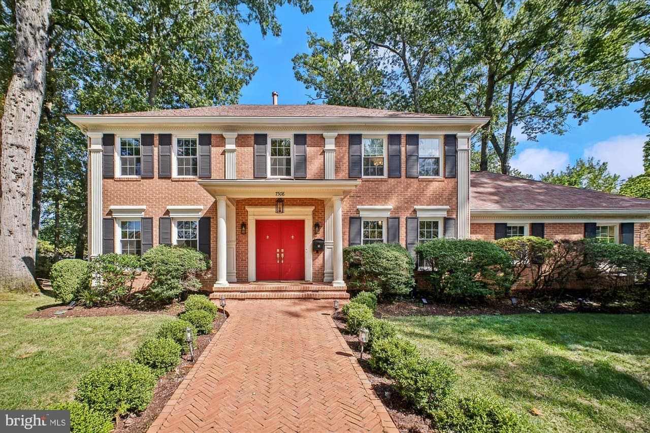 7508 Masonville - Photo 1