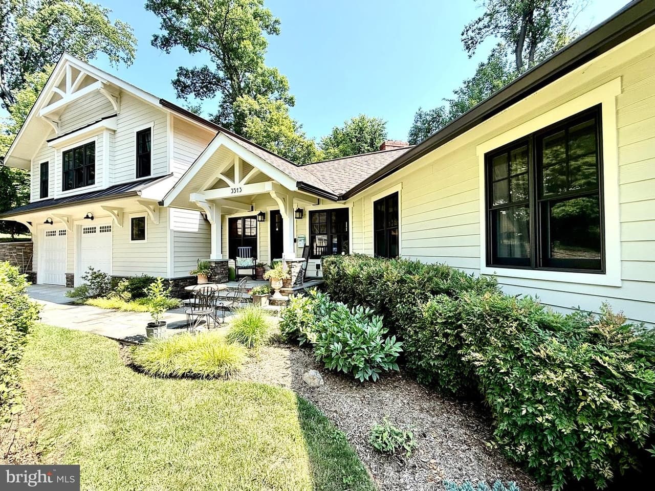 3513 N Ottawa - Photo 1