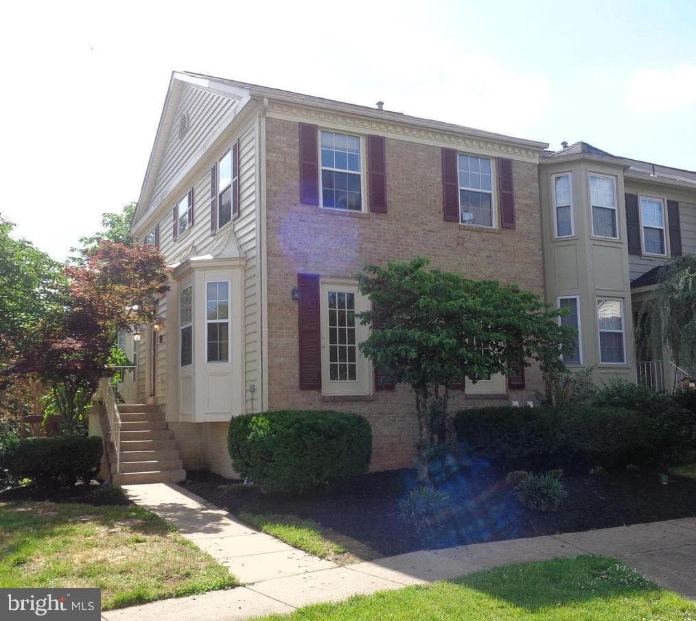 7801 Brookview - Photo 1