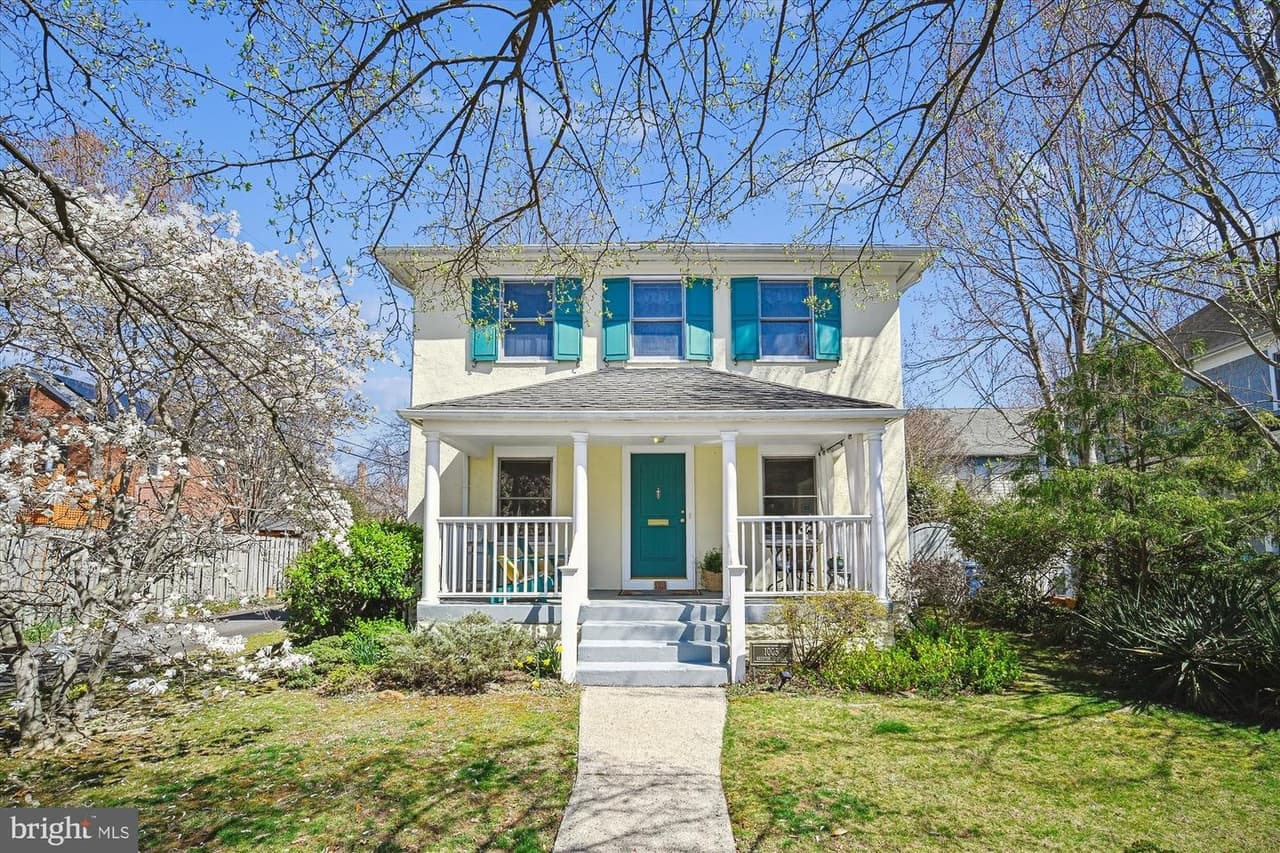 1005 Ramsey - Photo 1