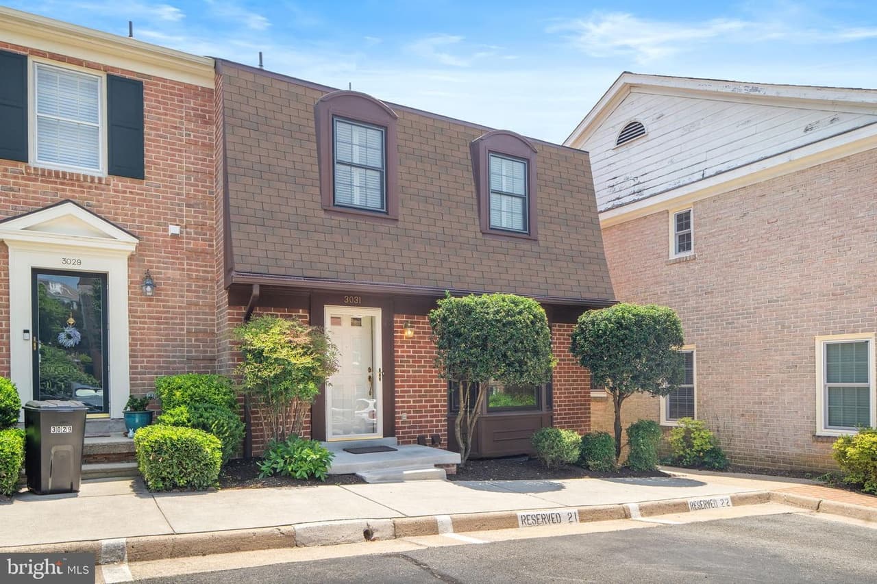 3031 Federal Hill - Photo 1