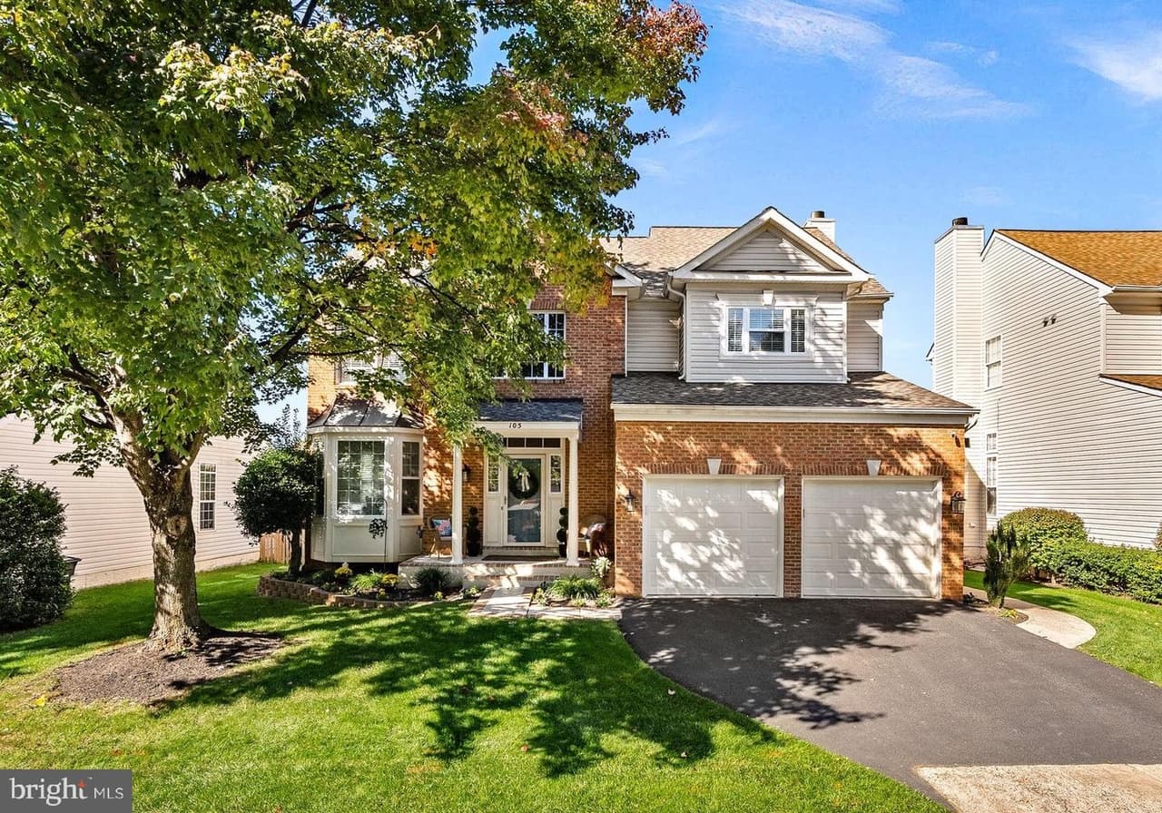 105 Burt - Photo 1