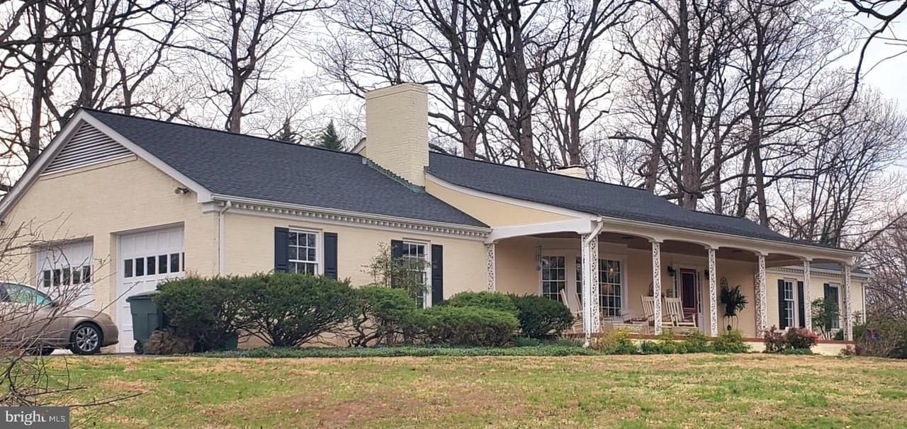 9100 Stonewall - Photo 1