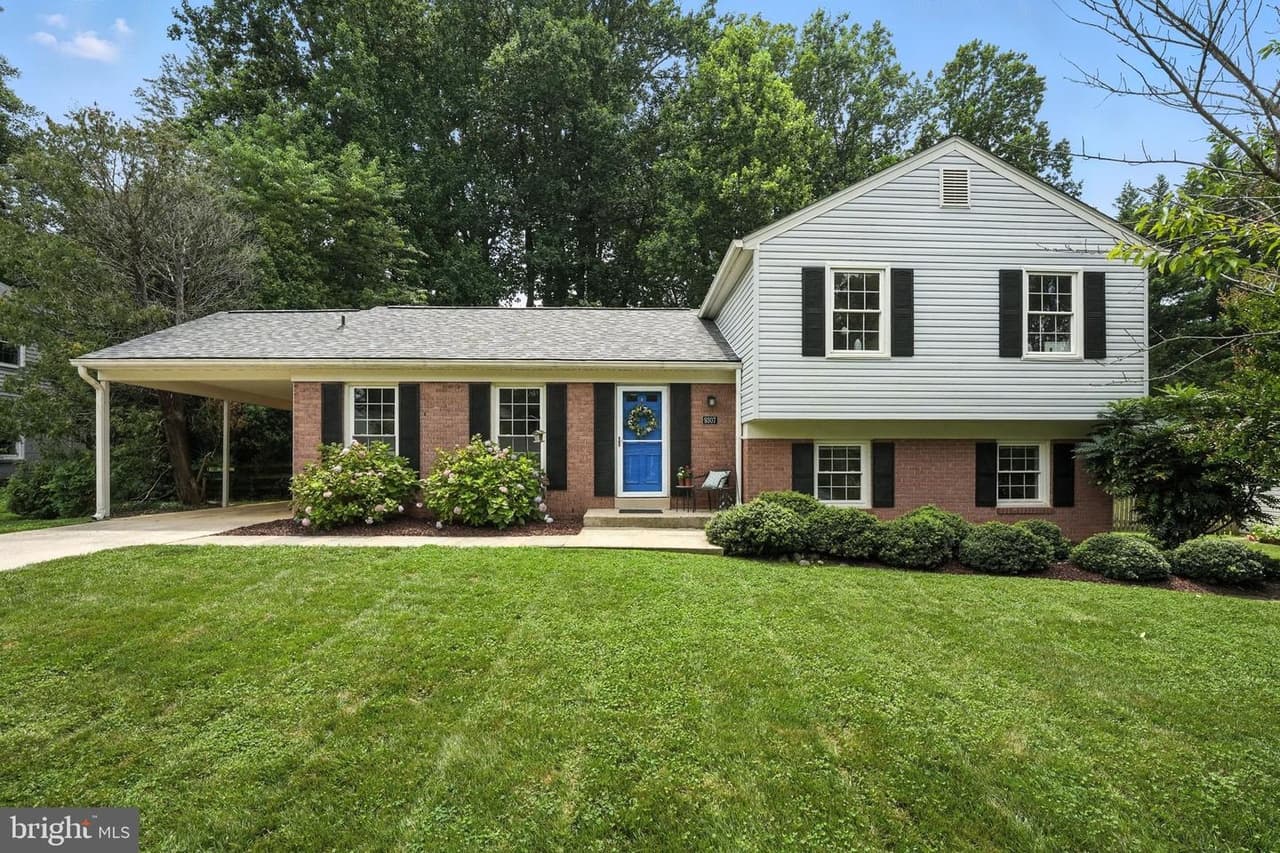 9307 Winbourne - Photo 1