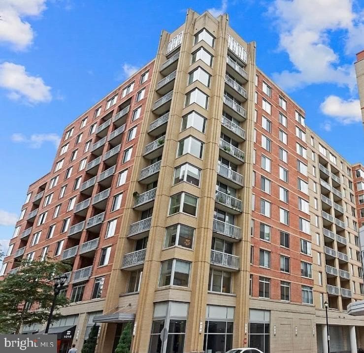 1020 N Highland Unit#621 - Photo 1