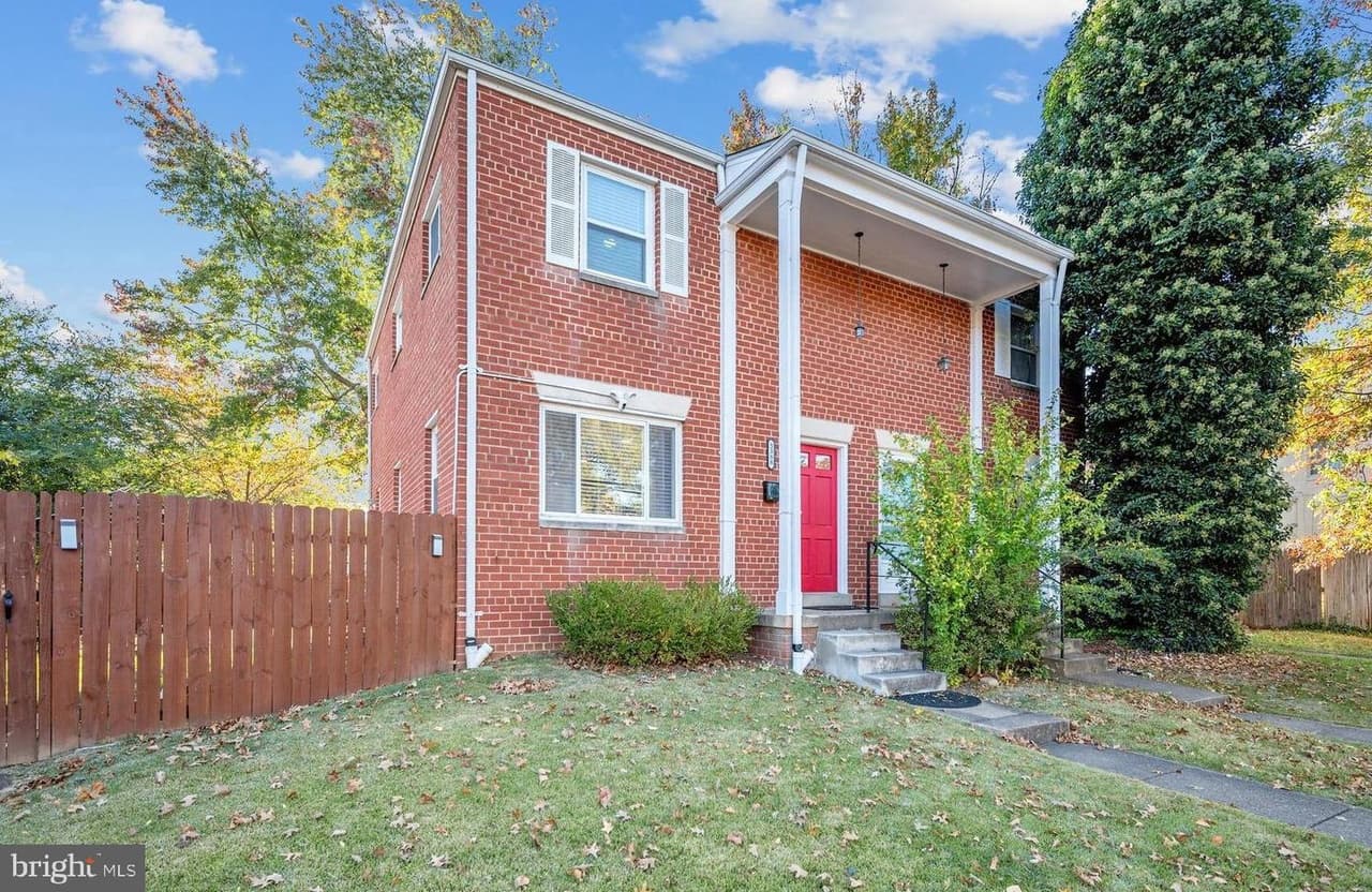 5388 Taney - Photo 1