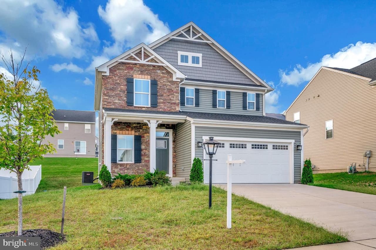 494 Bridgepoint - Photo 1
