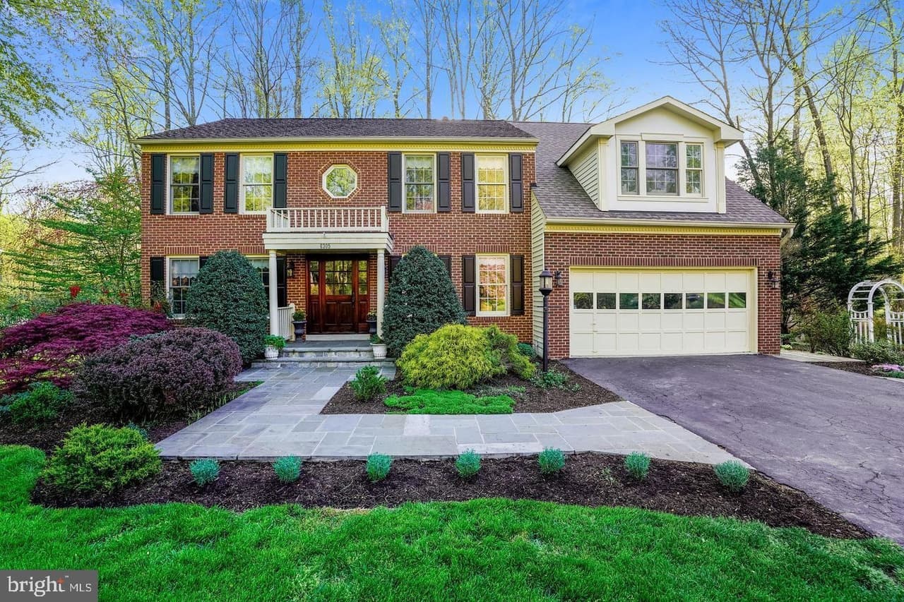 6305 Barsky - Photo 1