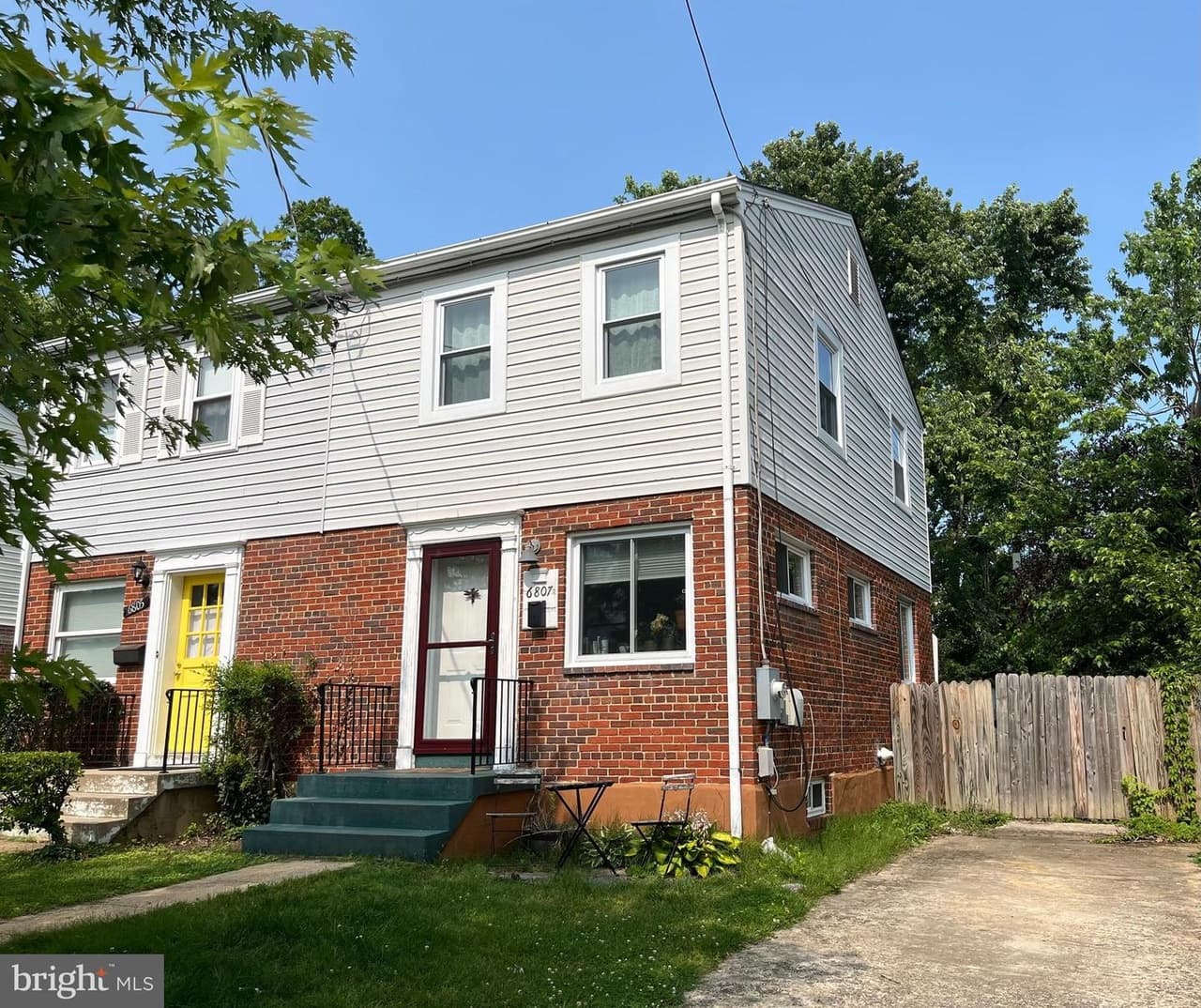 6807 Radcliffe - Photo 1