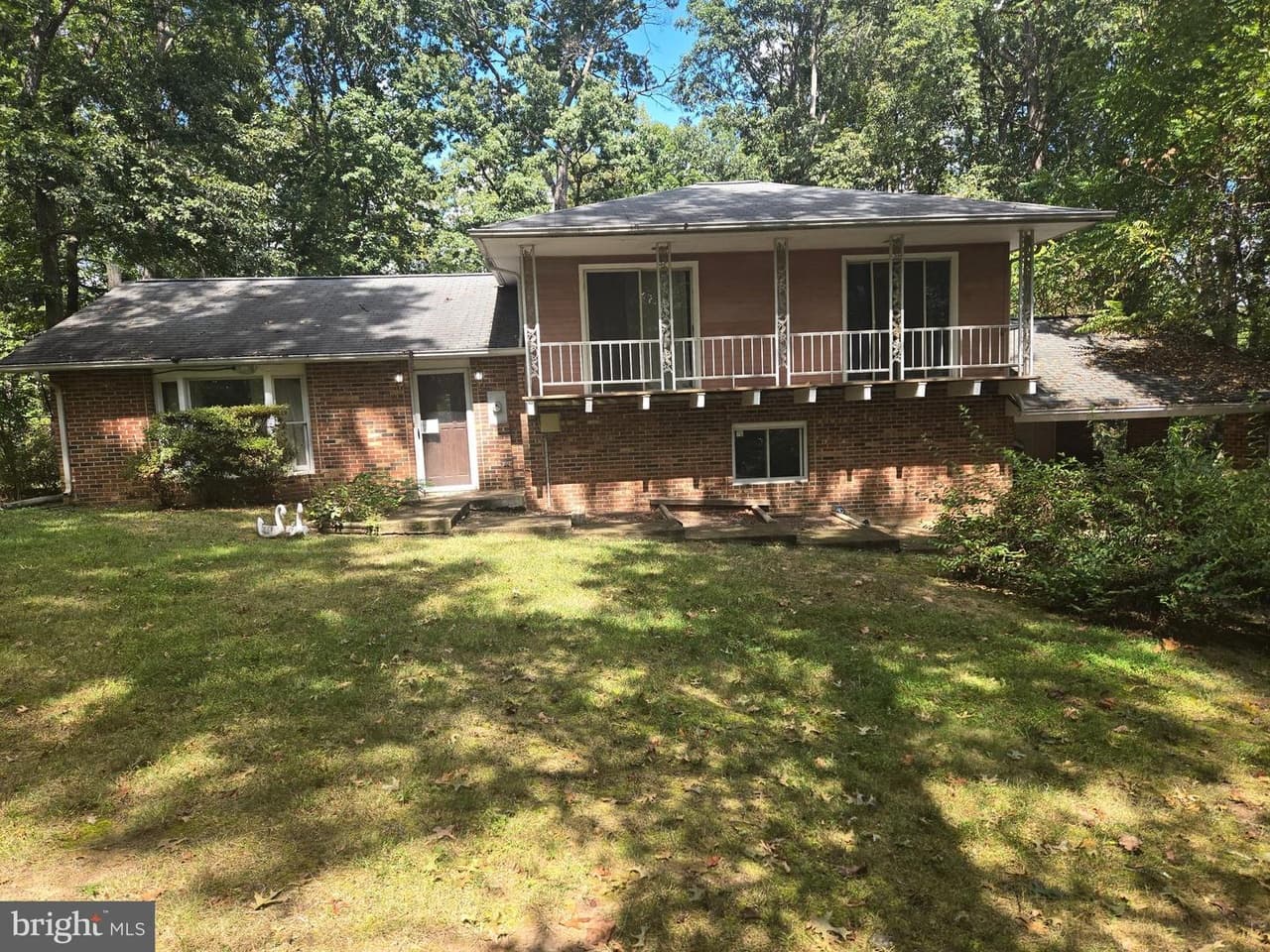 3903 Swanson - Photo 1