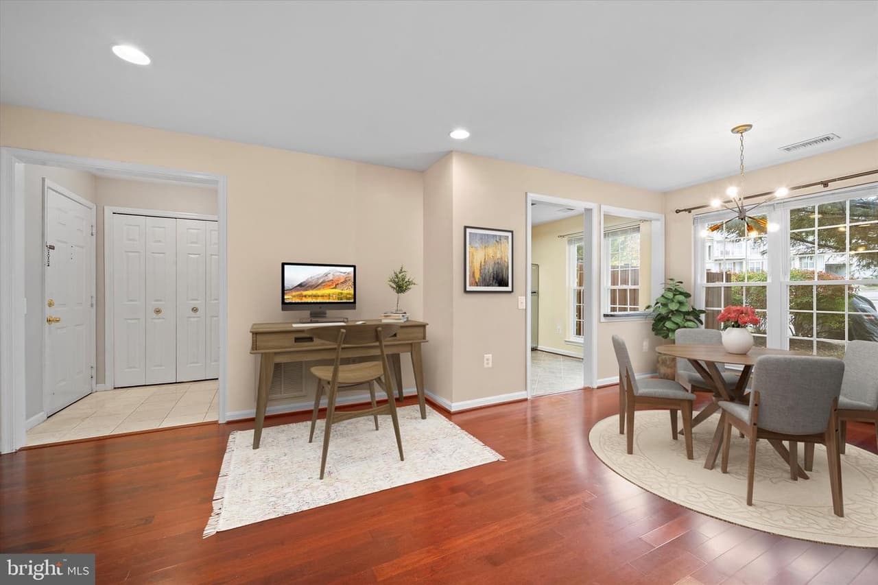 9253 Cardinal Forest Unit#101 - Photo 1