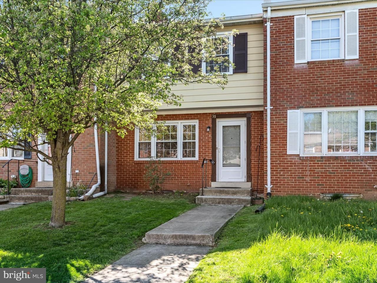 35 Sydnor - Photo 1