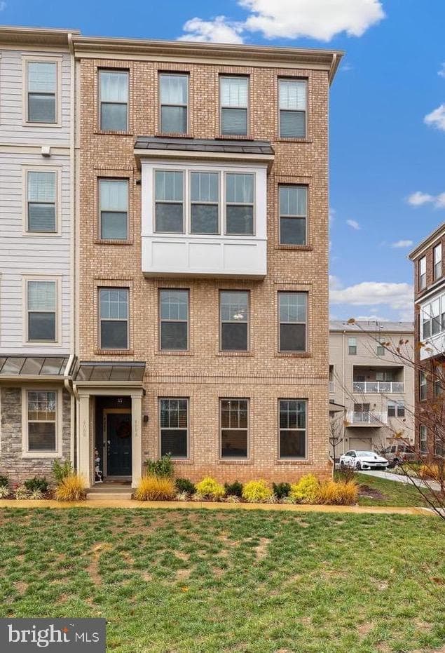 408 Pullman - Photo 1