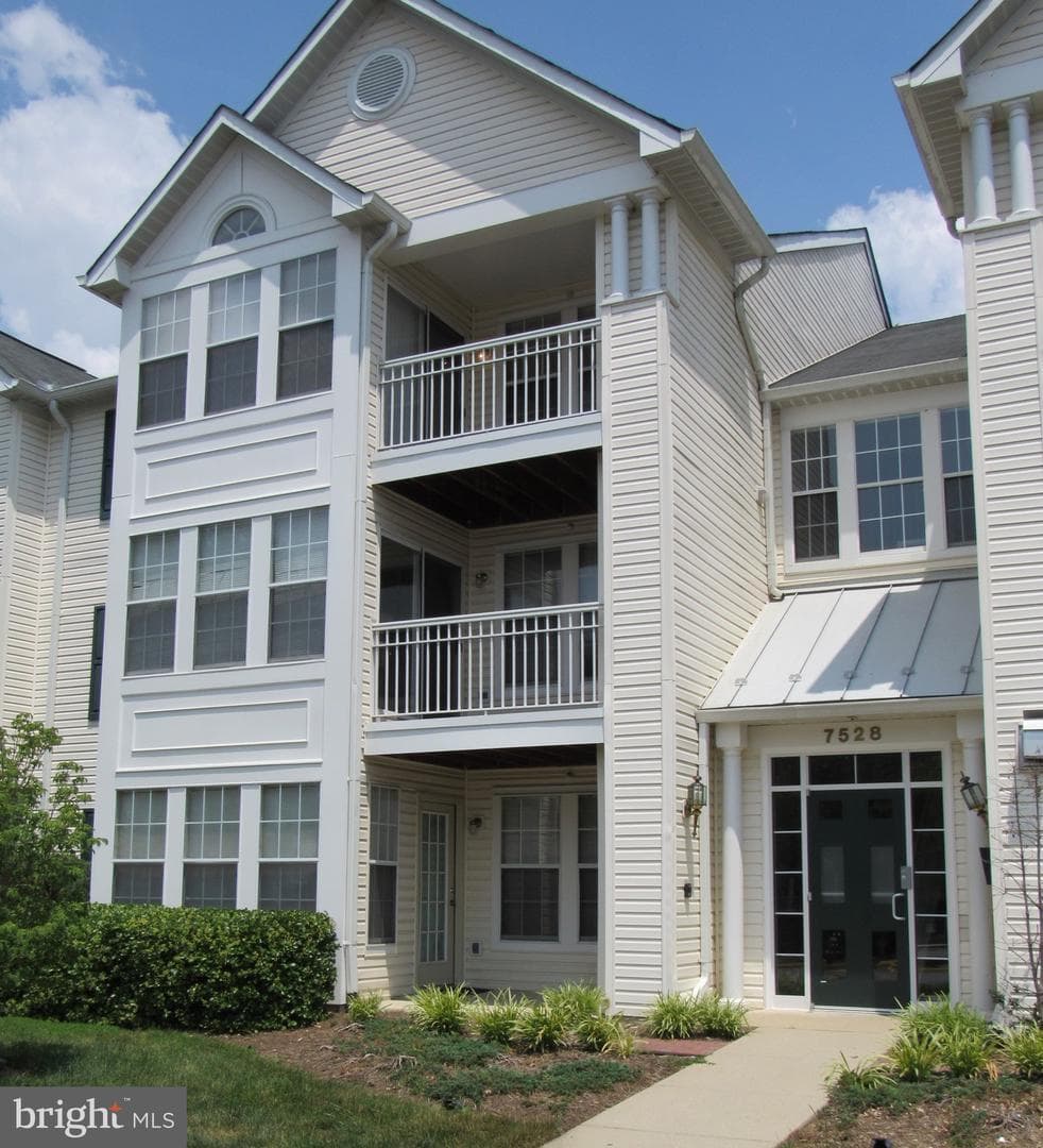 7528 Coxton Unit#J - Photo 1