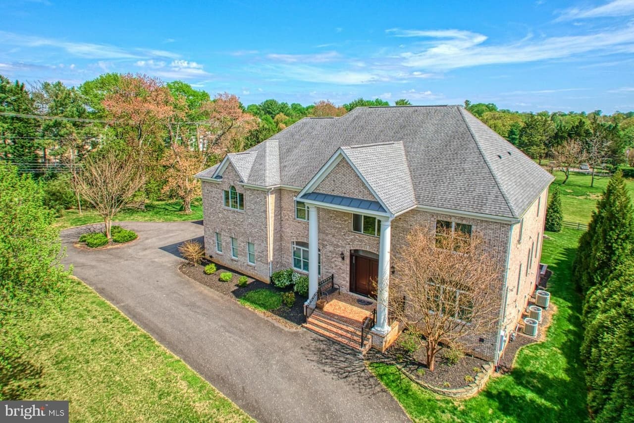 10405 Marbury - Photo 1