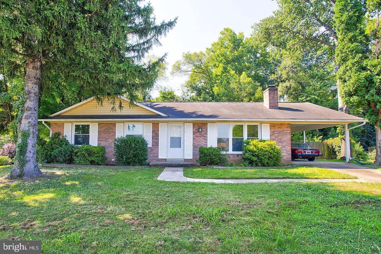300 E Loudoun Valley - Photo 1