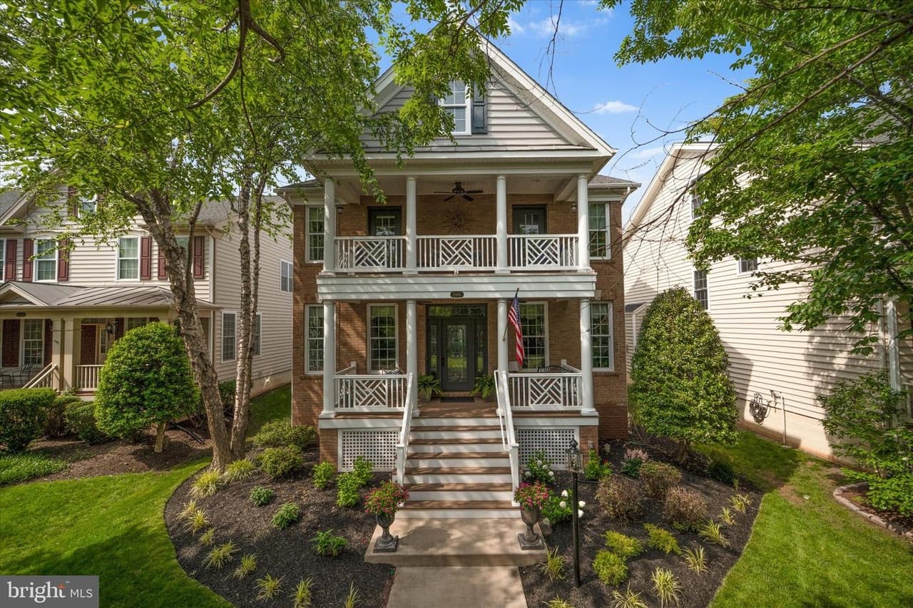 15606 Admiral Baker - Photo 1