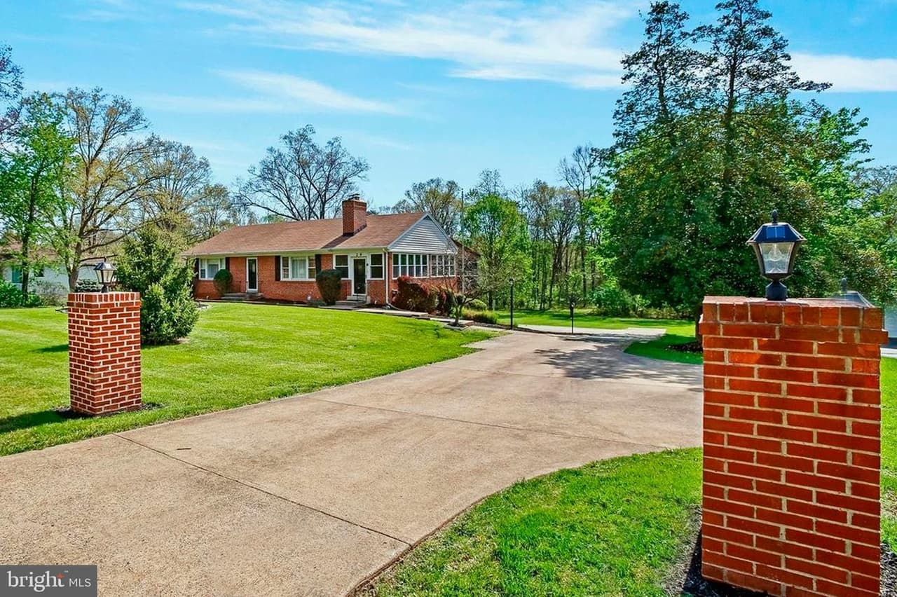 29 Cedar - Photo 1