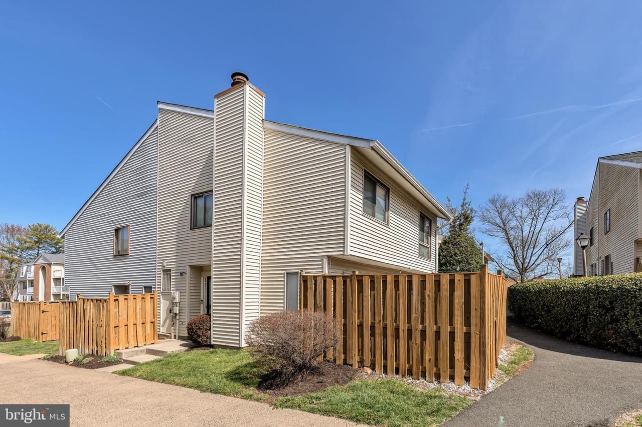8608 Village Unit#15/8608 - Photo 1
