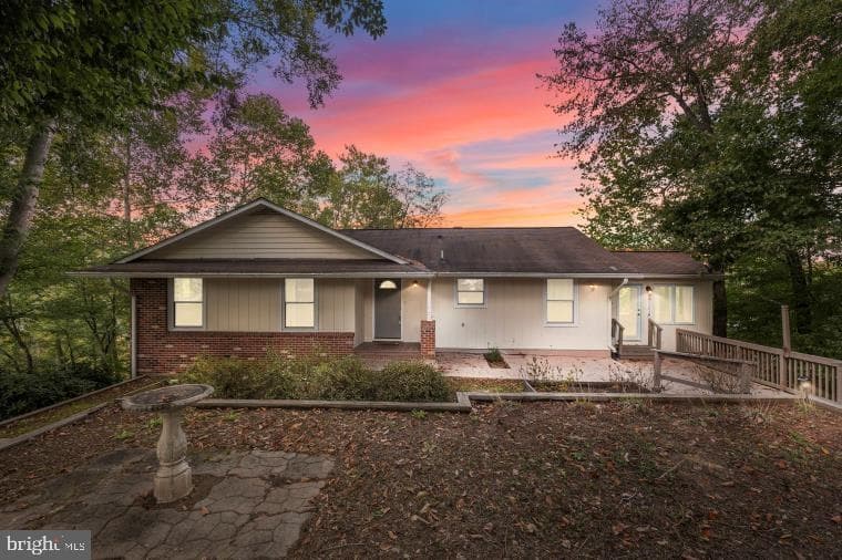 2161 Aquia - Photo 1