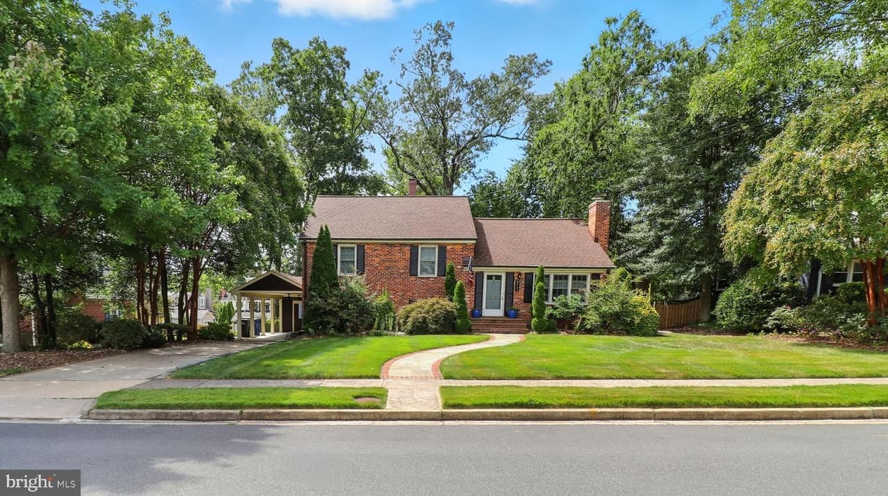 913 Croton - Photo 1