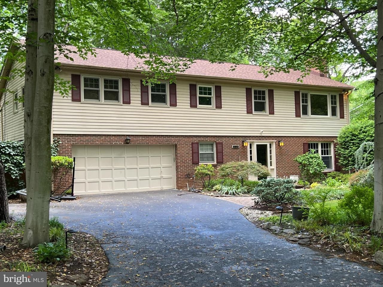 5112 Clinton - Photo 1