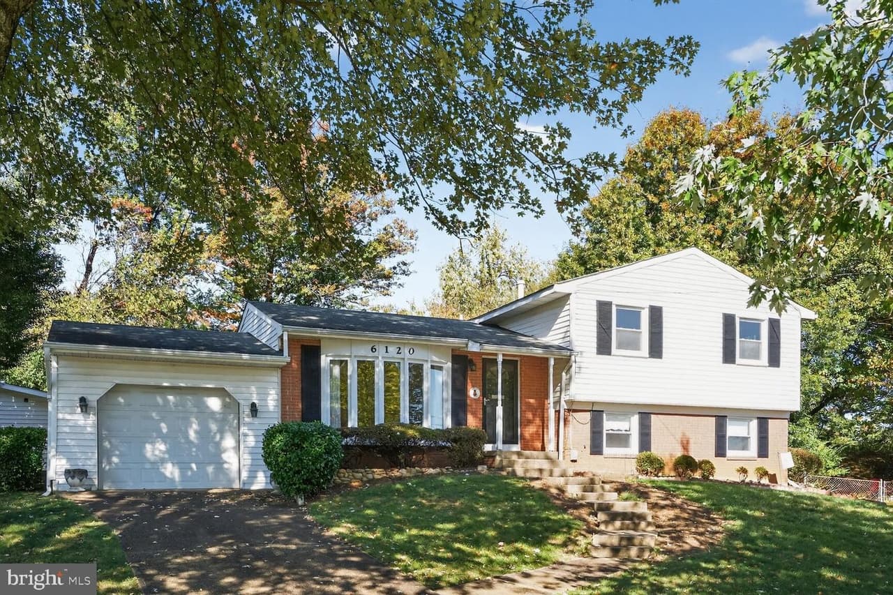6120 Squire - Photo 1