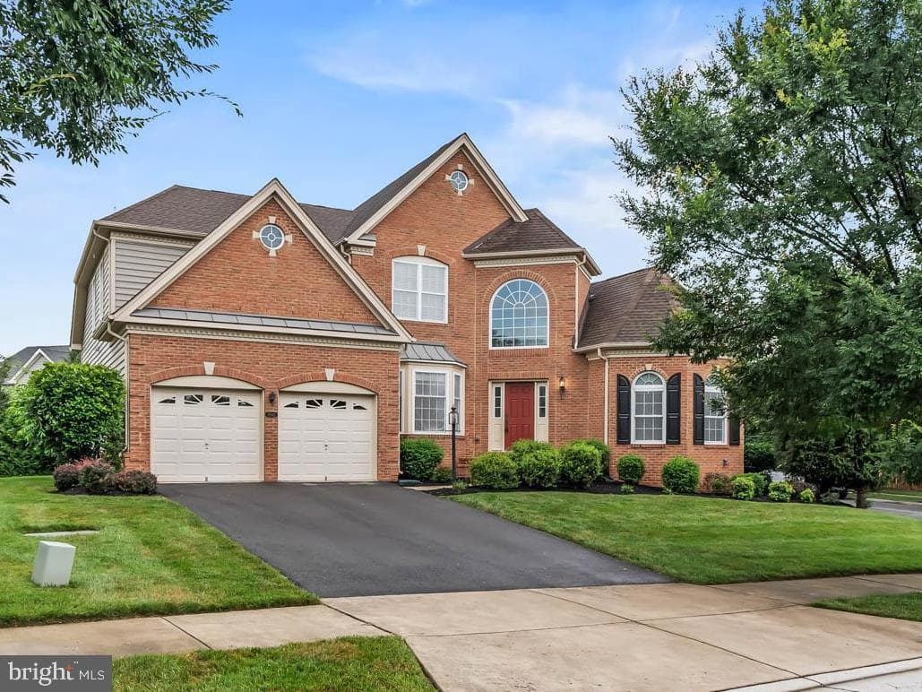 15562 Admiral Baker - Photo 1