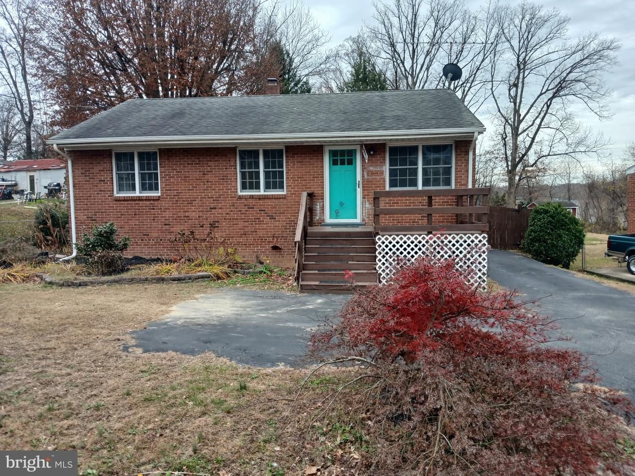 15910 Crest - Photo 1