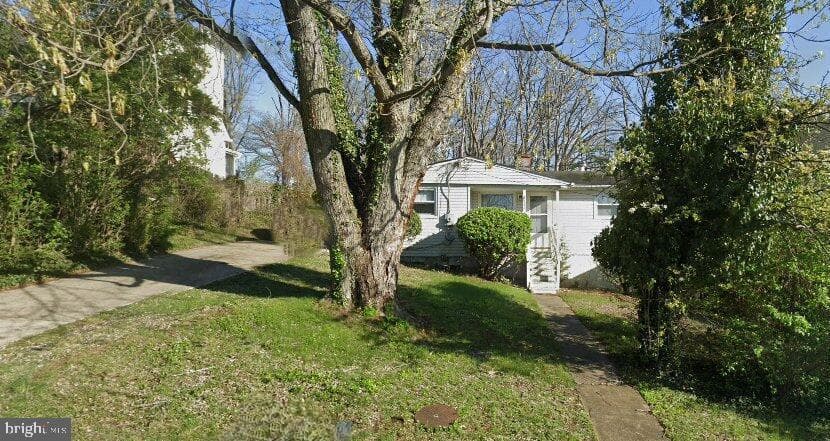 5711 Magnolia - Photo 1