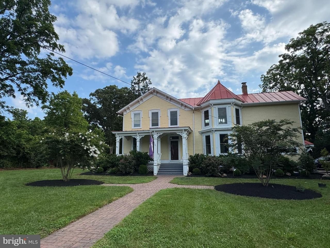 120 W Colonial - Photo 1