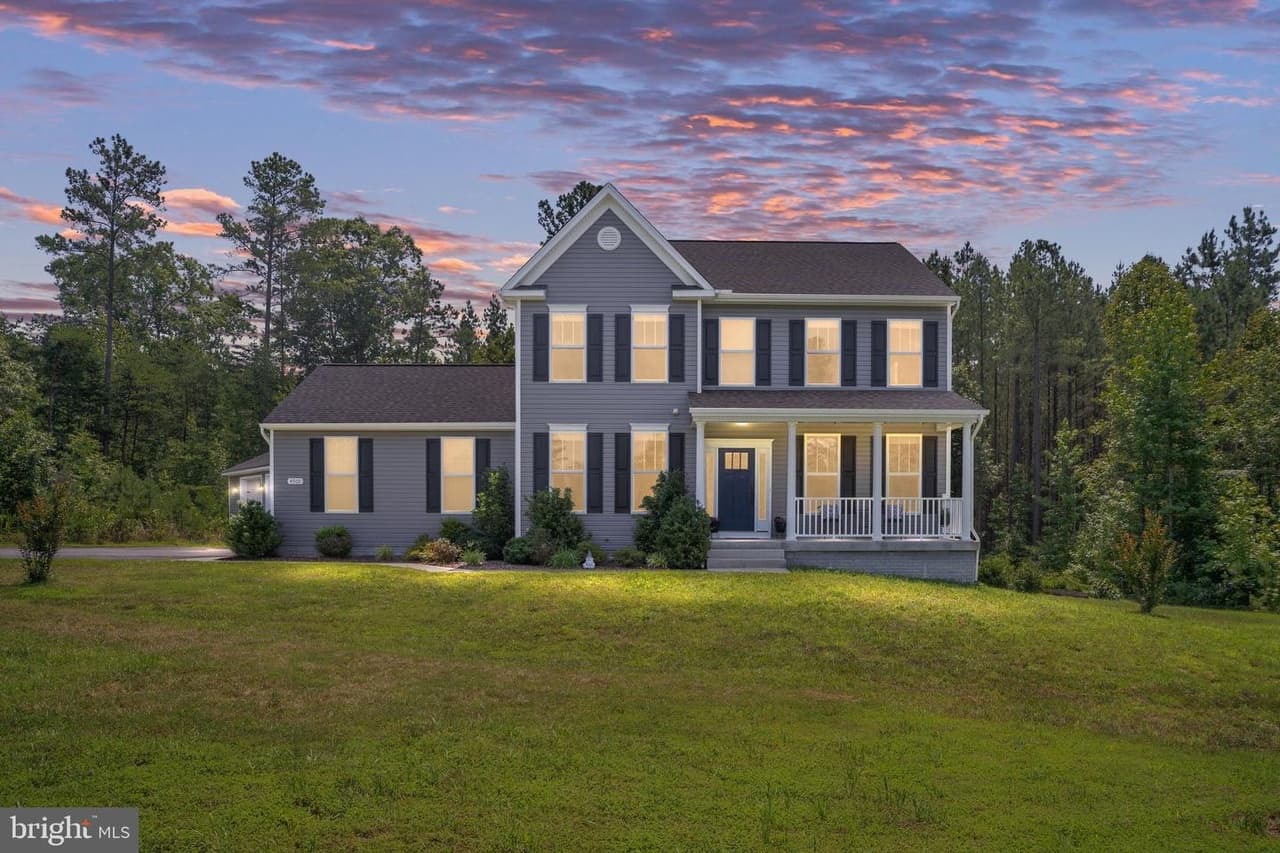 4909 Dorchester - Photo 1