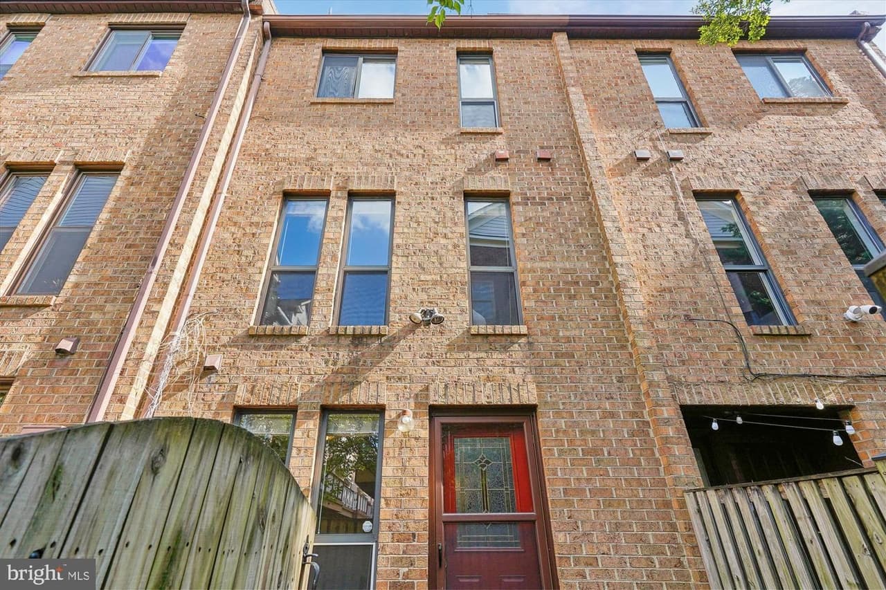 4421 7Th - Photo 1