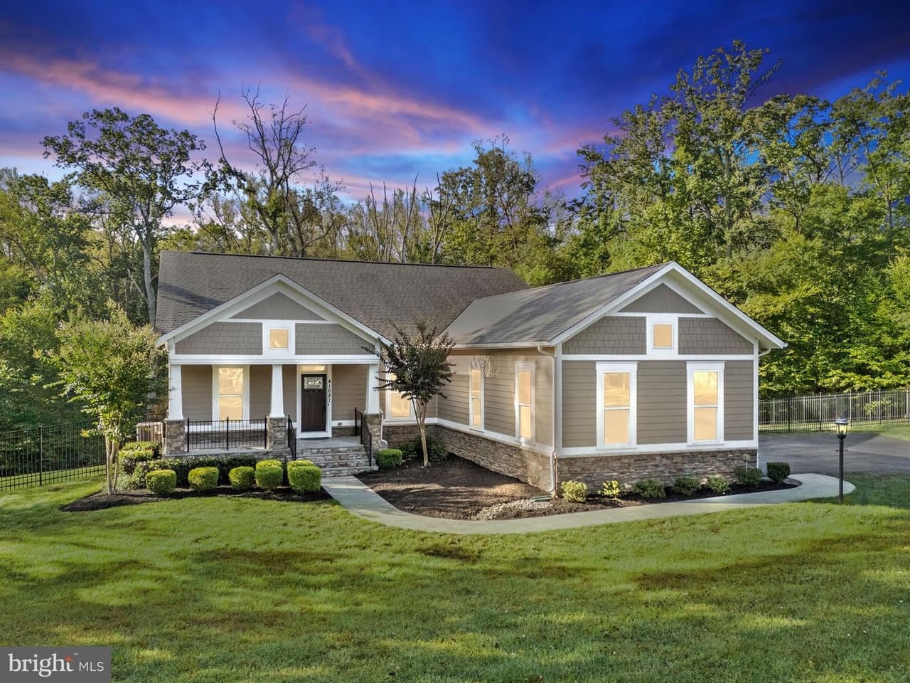 41681 Rosemont - Photo 1