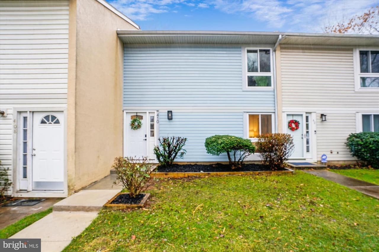 410 Reneau - Photo 1