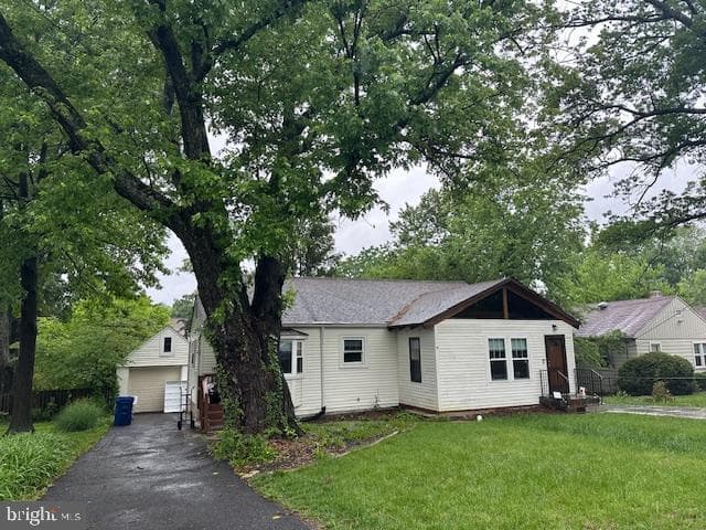 2904 Fairmont - Photo 1