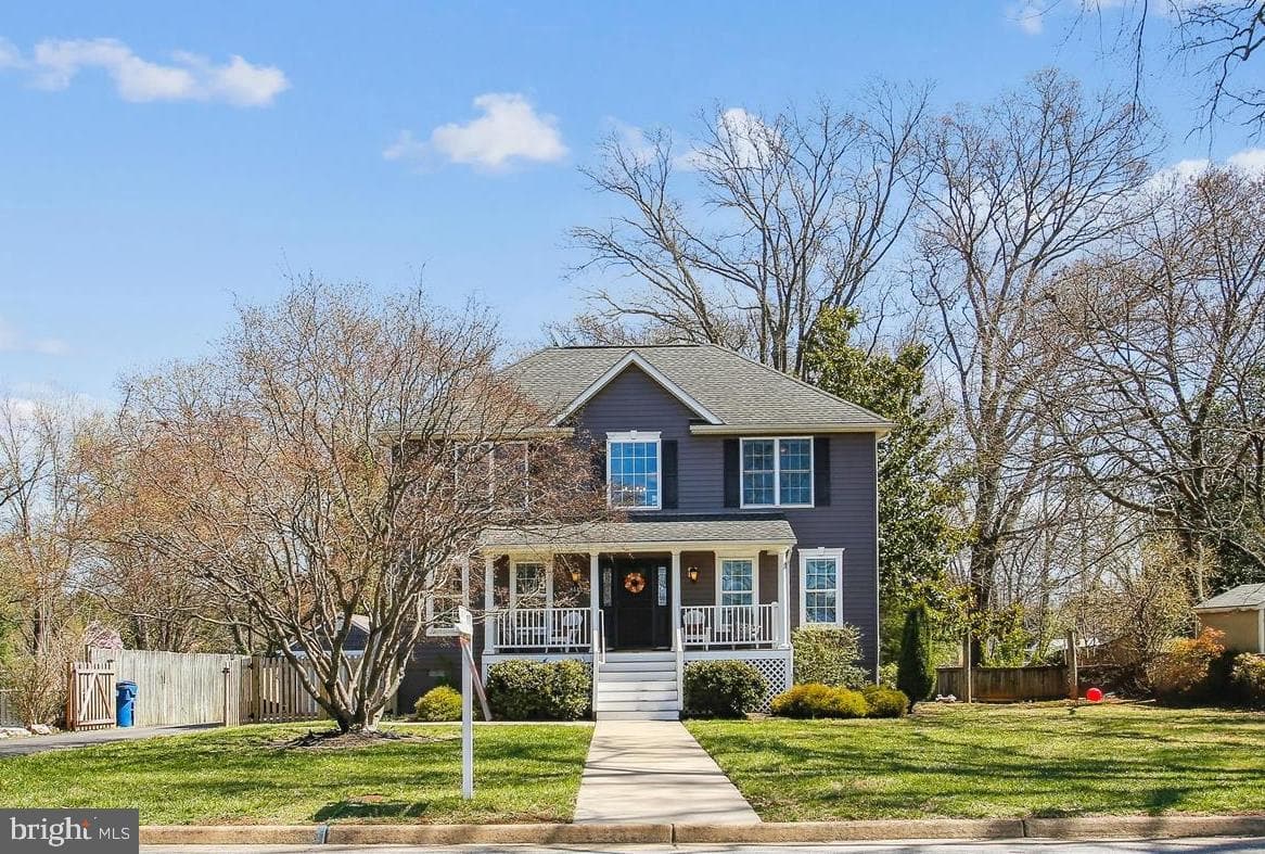 8445 Radford - Photo 1