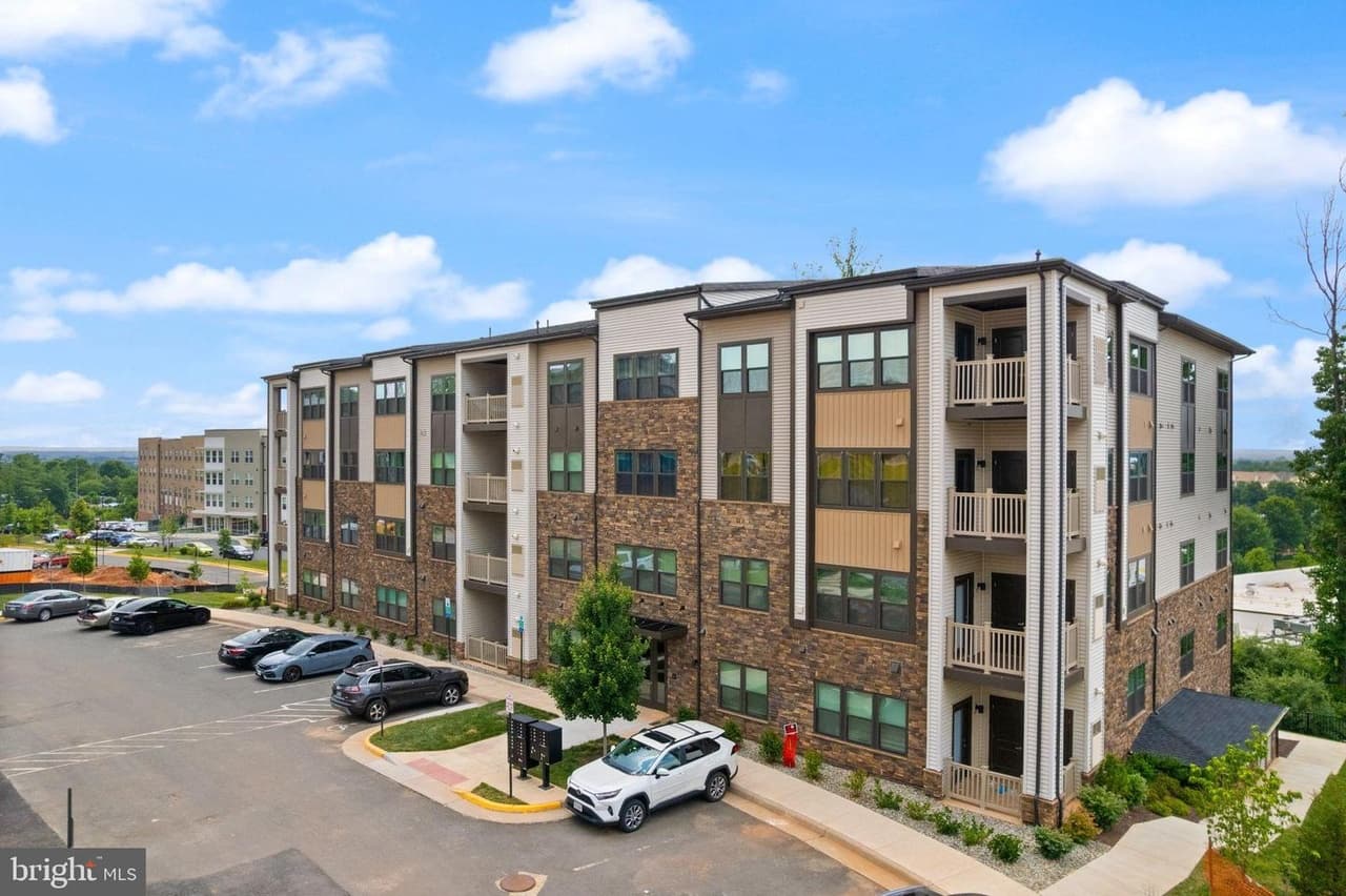 46320 Mt Milstead Unit#301 - Photo 1